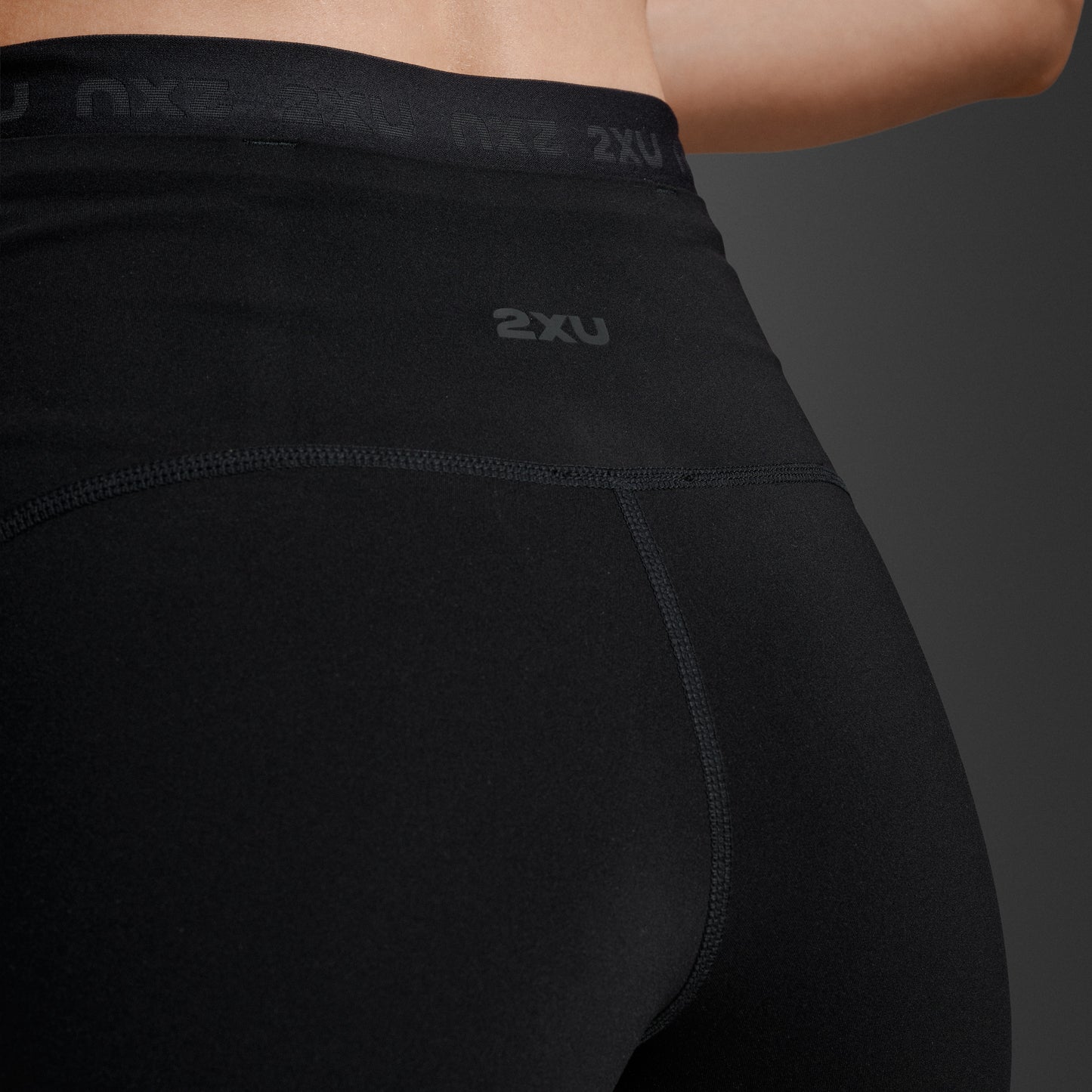 2XU Form Stash Hi-Rise 4" Compression Short | Black / Black | Womens