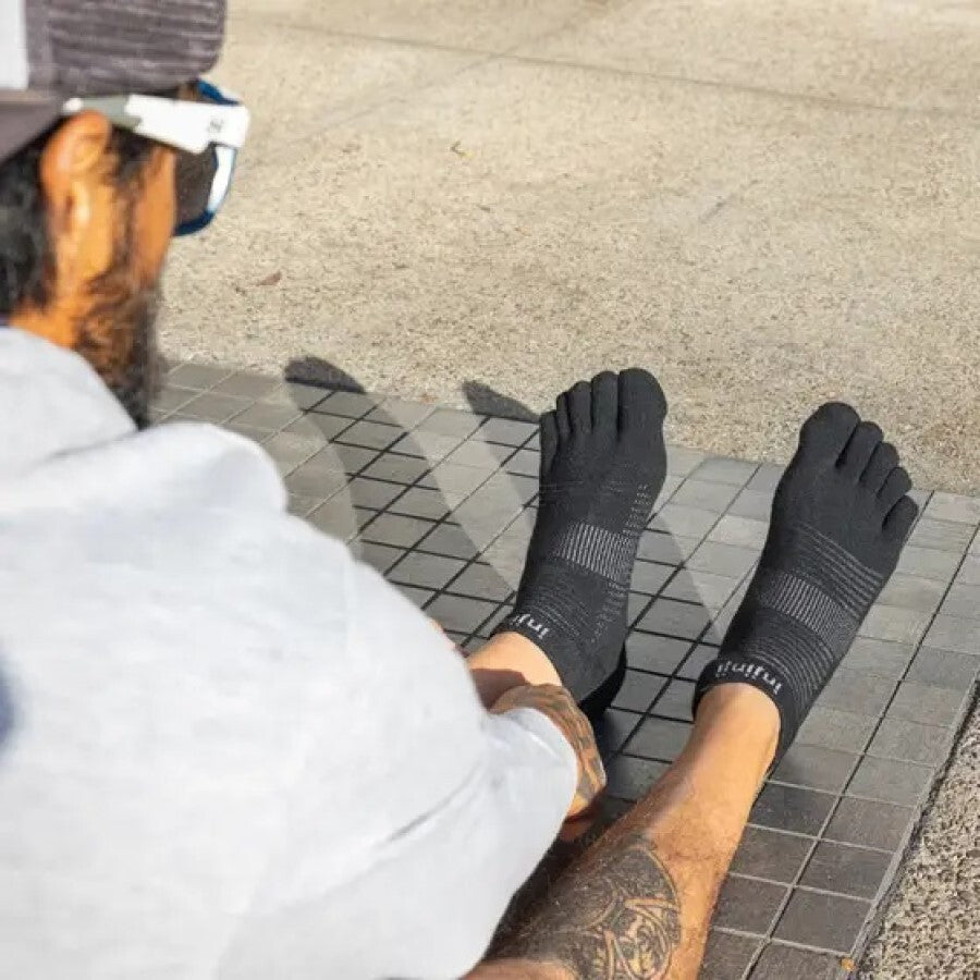 Injinji Run Sock | Lightweight | No Show | Black
