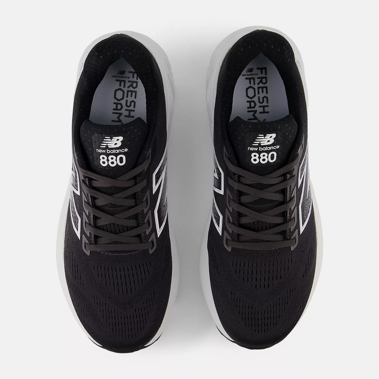 New Balance Fresh Foam X 880 v15 | Black / White / Reflection | Mens
