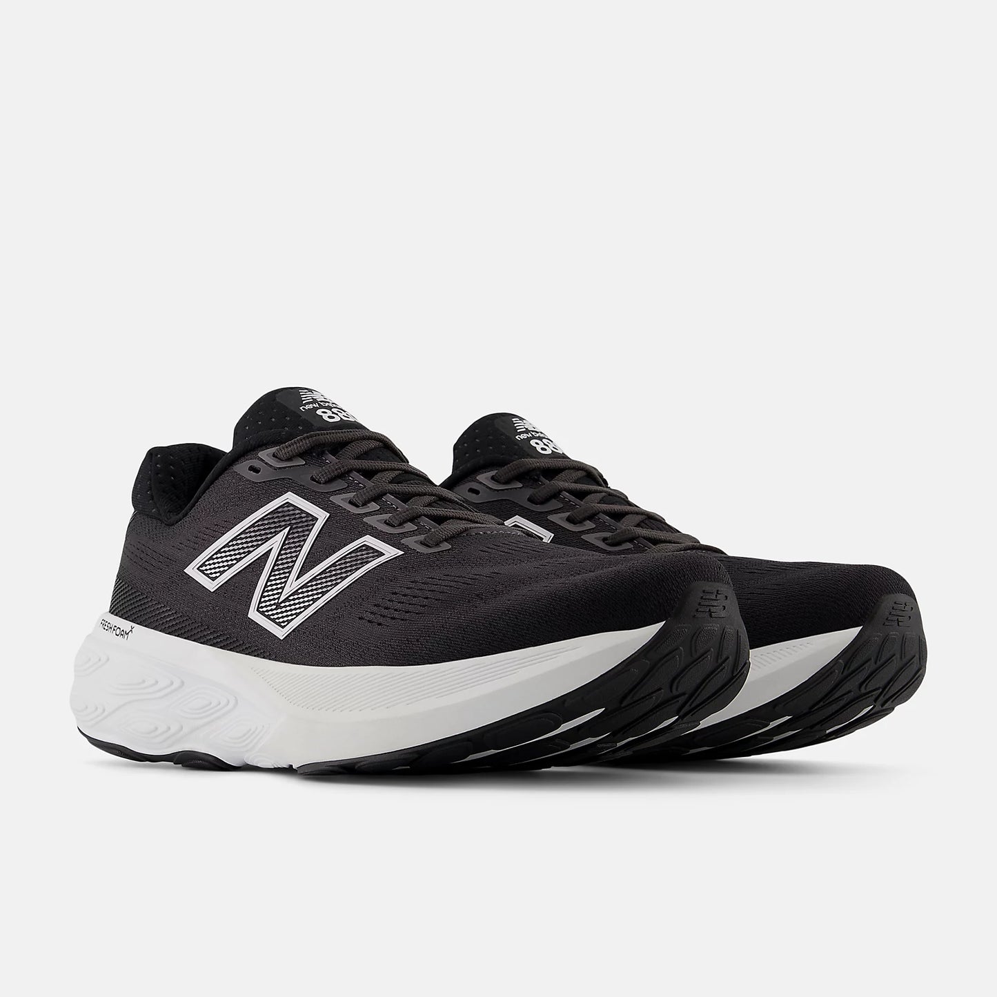 New Balance Fresh Foam X 880 v15 | Black / White / Reflection | Mens