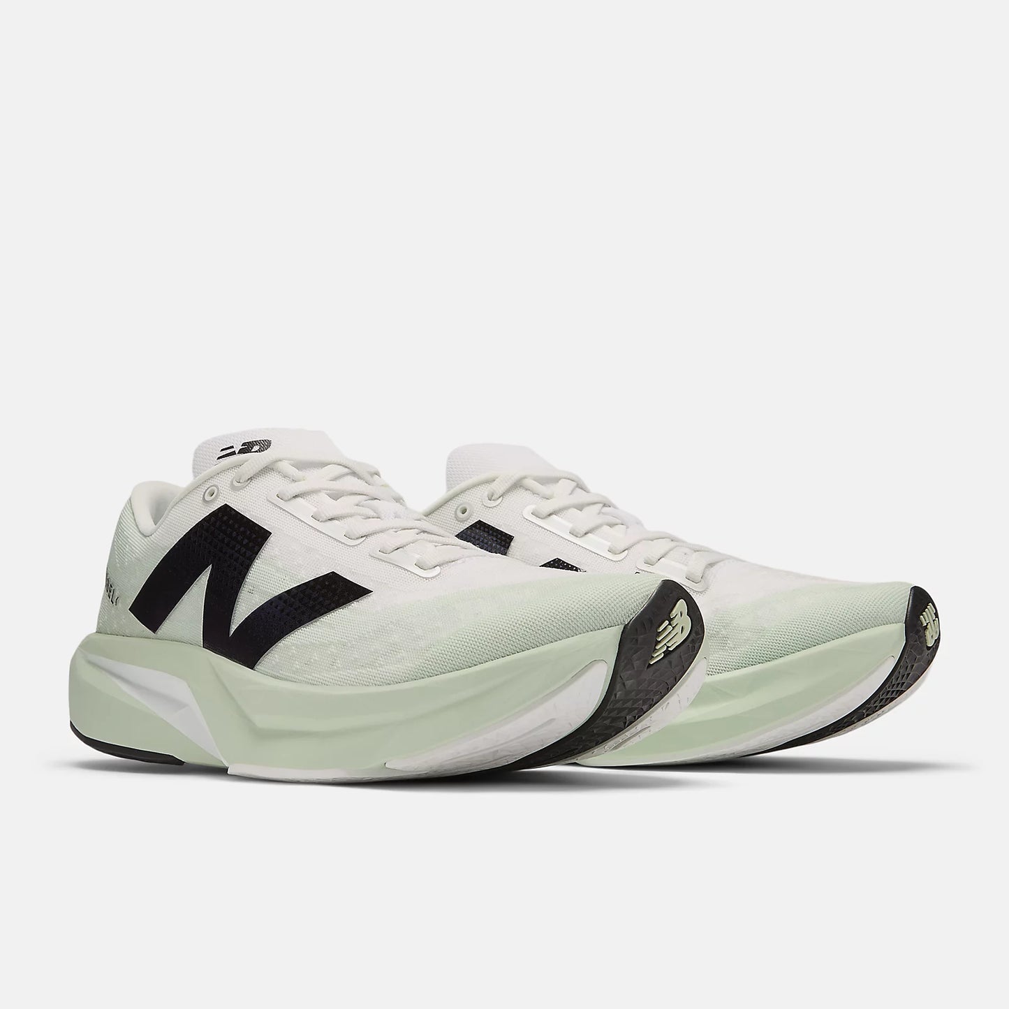 New Balance FuelCell Rebel v4 | Clay Ash | Mens