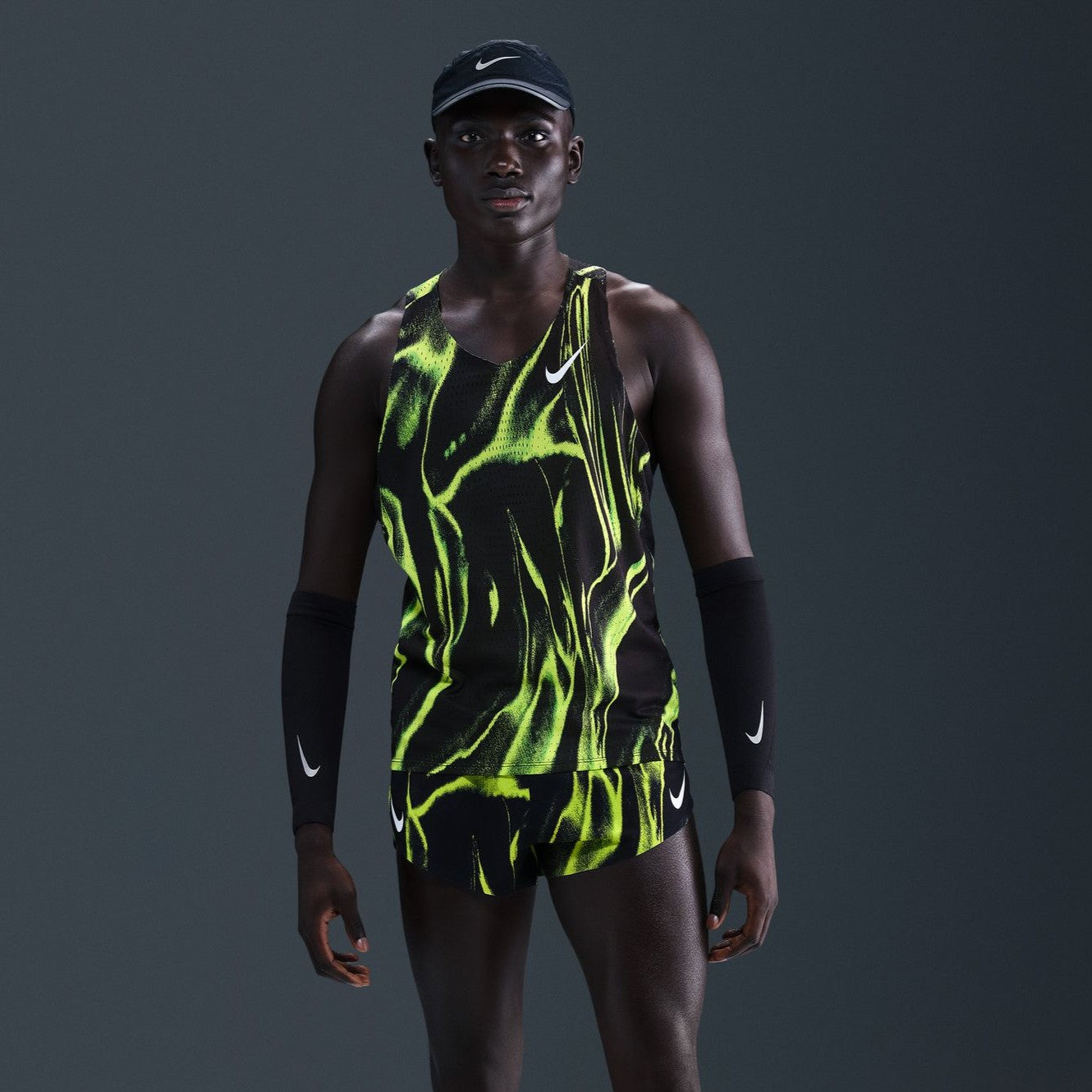 Nike AeroSwift Elite Entry Singlet | Mens Lightweight Marathon