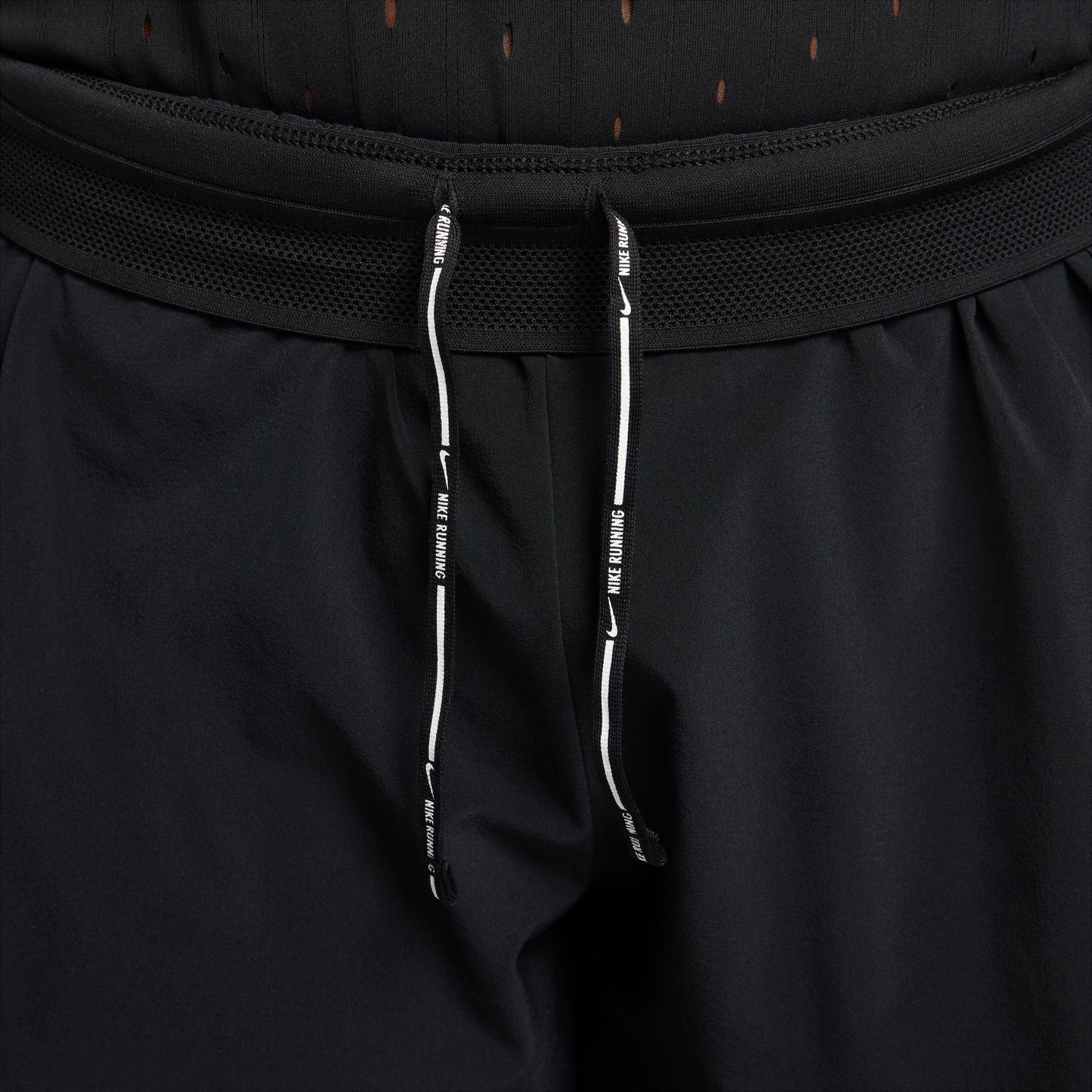 Nike AeroSwift Shorts | Black / White | Womens