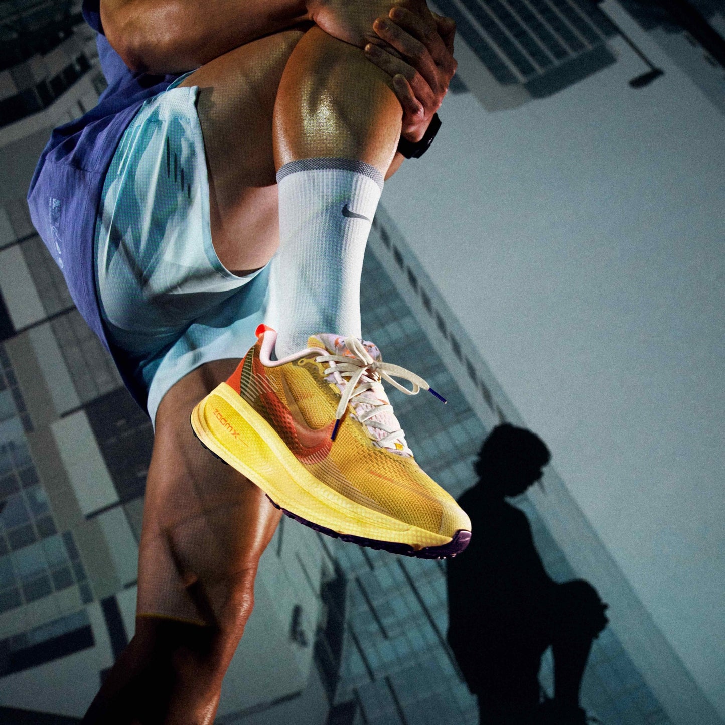 Nike Vomero 18 | Multi-Colour / Vivid Sulphur / Dark Sulphur / Clear | Mens