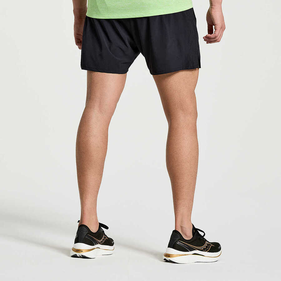 Saucony Outpace 5" Short | Black | Mens