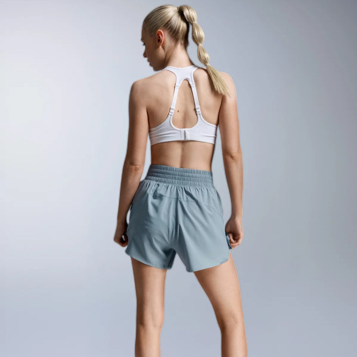 2XU Aero Hi-Rise 4 Inch Short | Blue Shade / Blue Shade Reflective | Womens