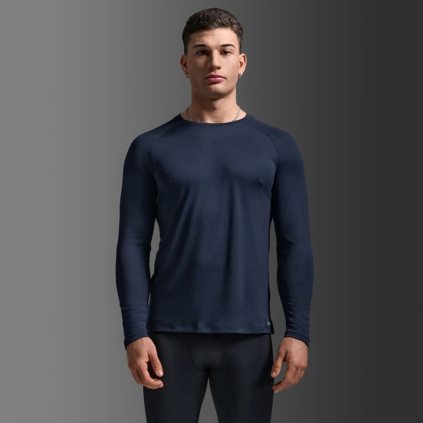2XU Aero Mesh Long Sleeve Tee | Midnight / Silver Reflective | Mens