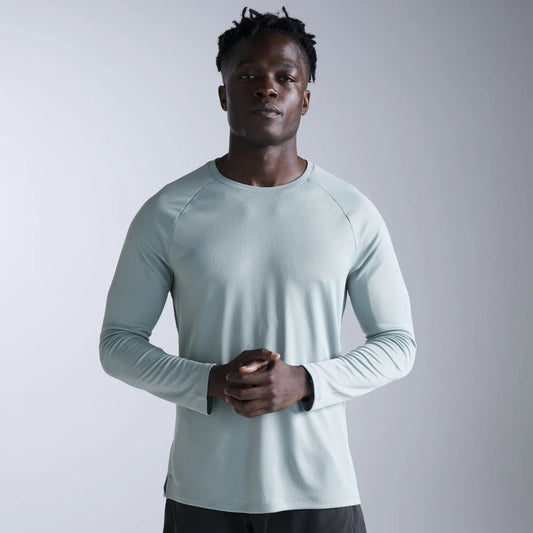 2XU Aero Mesh Long Sleeve Tee | Smoke Blue / Black Reflective | Mens