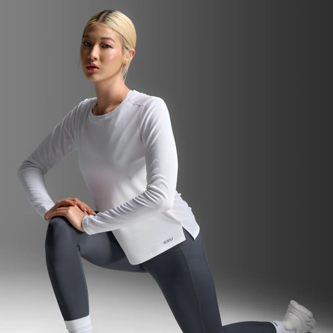 2XU Aero Mesh Long Sleeve Tee | White / Silver Reflective | Womens
