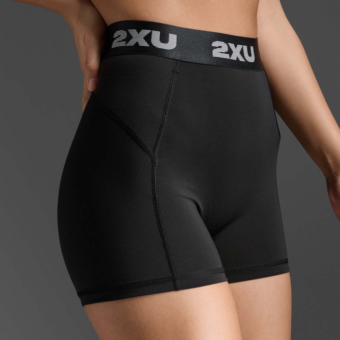 2XU Core Compression 3 inch Short Tights | Black / Black | Womens