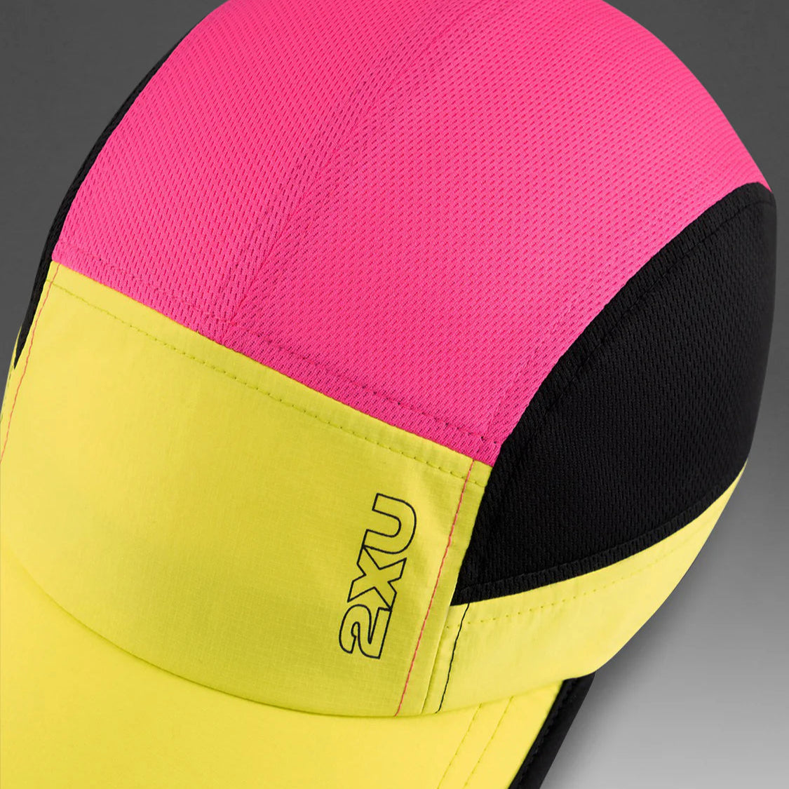 2XU Light Speed Cap | Volt / Fuchsia