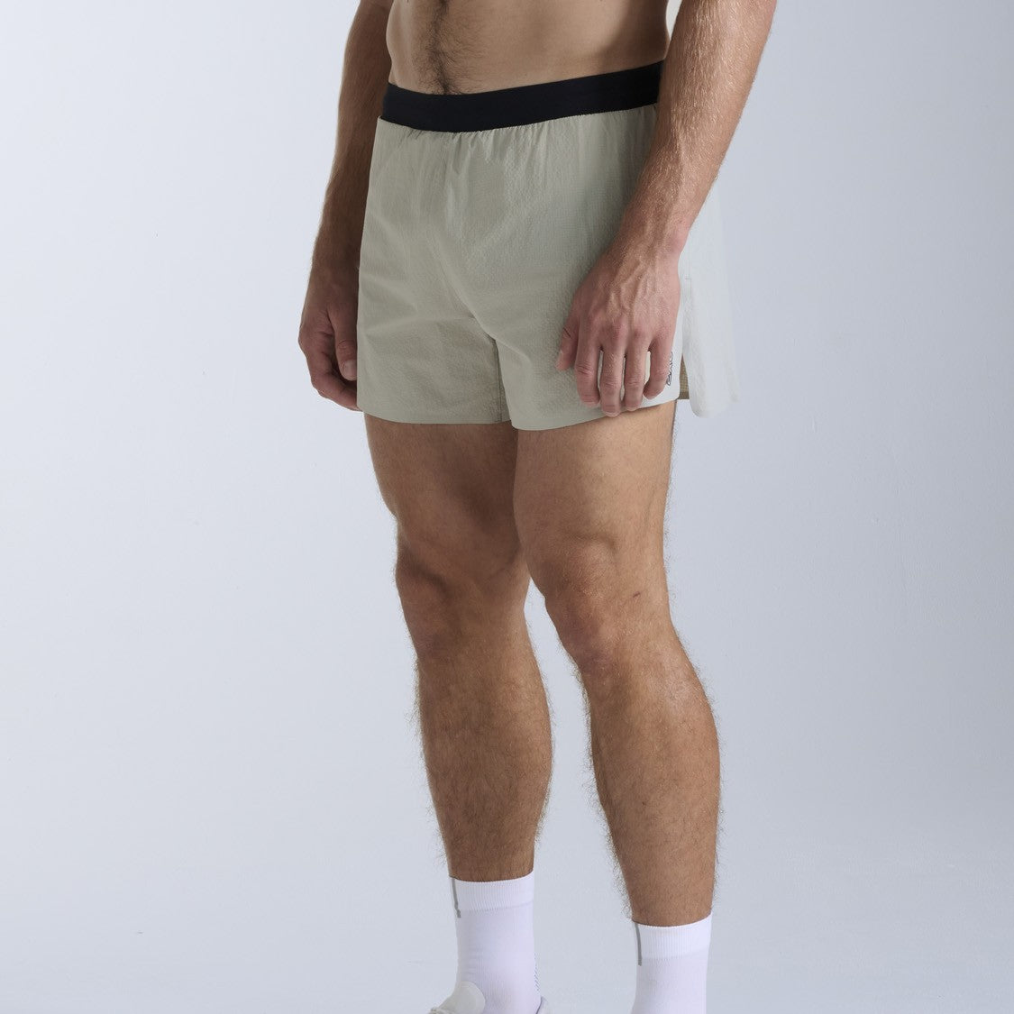 2XU Light Speed Stash 5 Inch Short | Pebble / Black Reflective | Mens