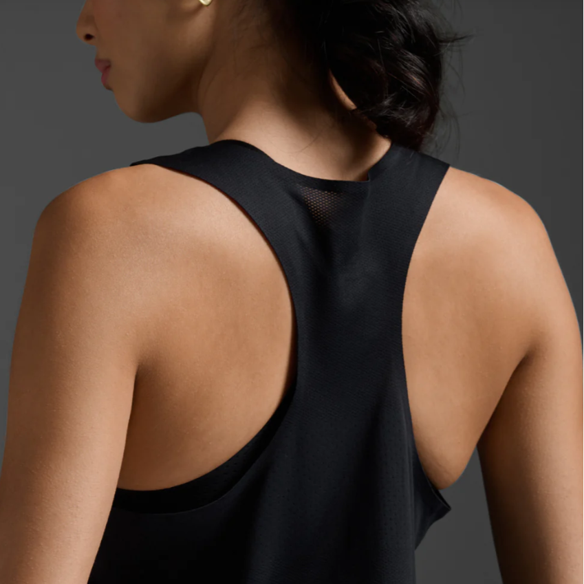 2XU Light Speed Tech Singlet | Black / Black Reflective | Womens