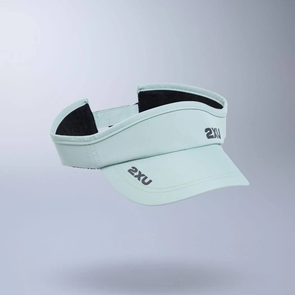 2XU Run Visor | Smoke Blue / Black