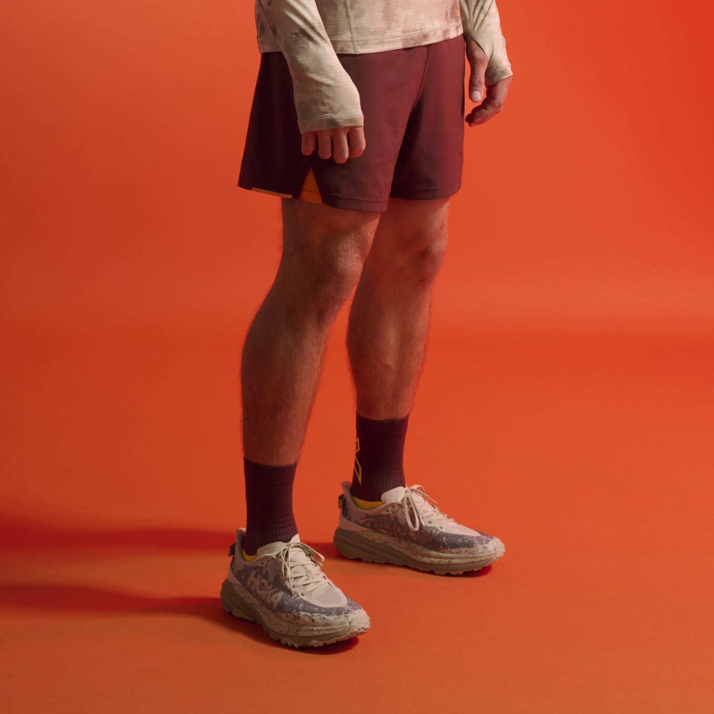 2XU Vectr Socks | Light Cushion | Crew Length | Earthberry / Wattle Mist