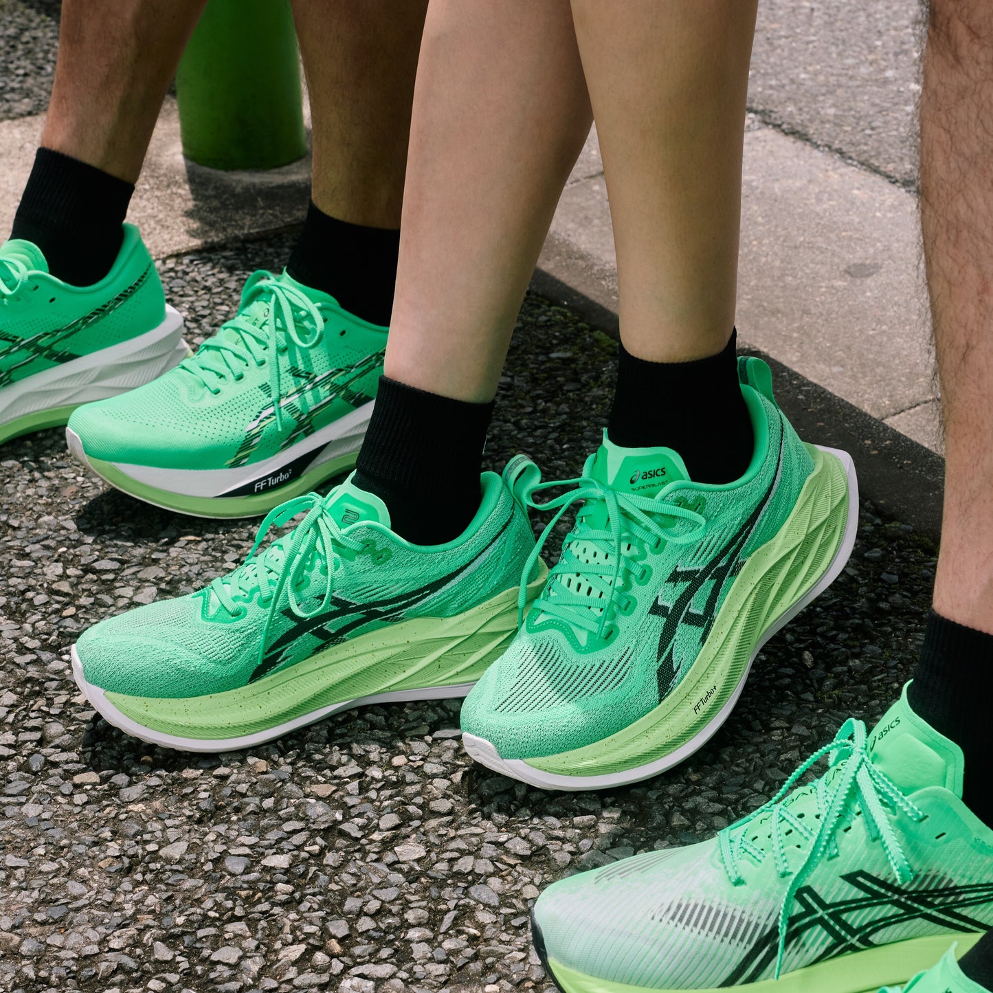 Asics Superblast 2 Ekiden | Vital Green / Black | Unisex