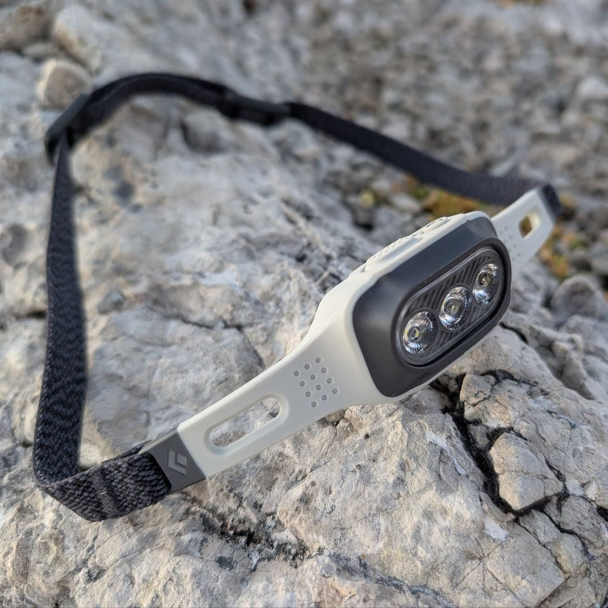 Black Diamond Deploy 325 Run Light | 325 Lumen Headlight | Alloy