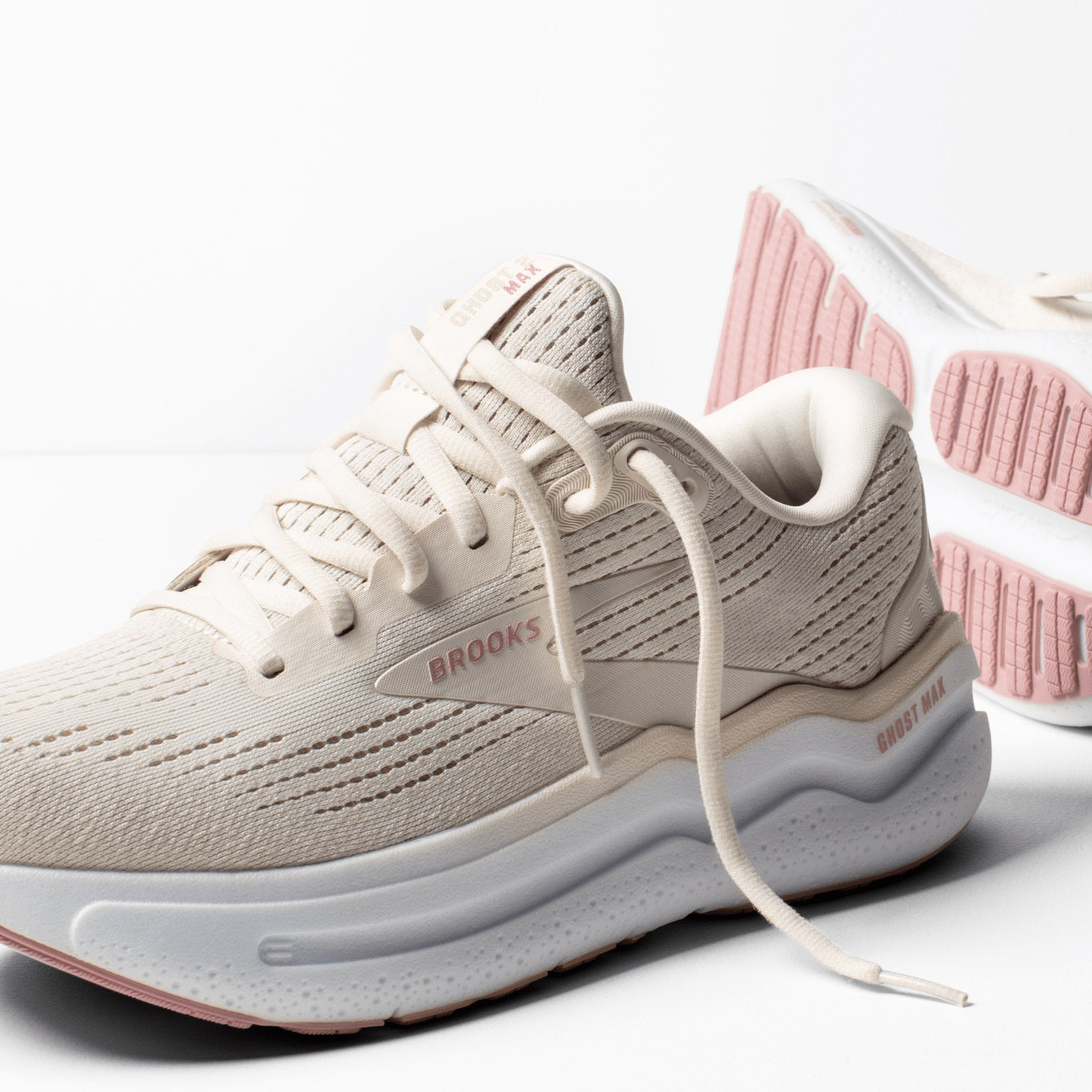 Brooks Ghost Max 2 | Coconut Milk / Gray / Zephyr | Womens