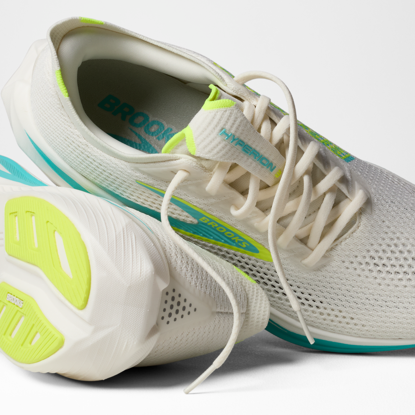 Brooks Hyperion 3 | Coconut / Ipanema / Night Life | Mens