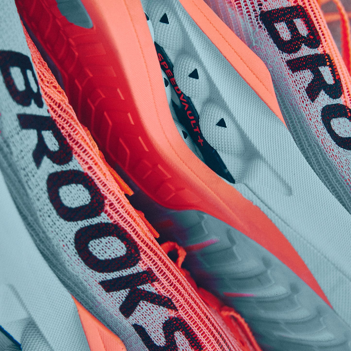 Brooks Hyperion Elite 5 | Pink Clay / Atomizer Blue | Unisex