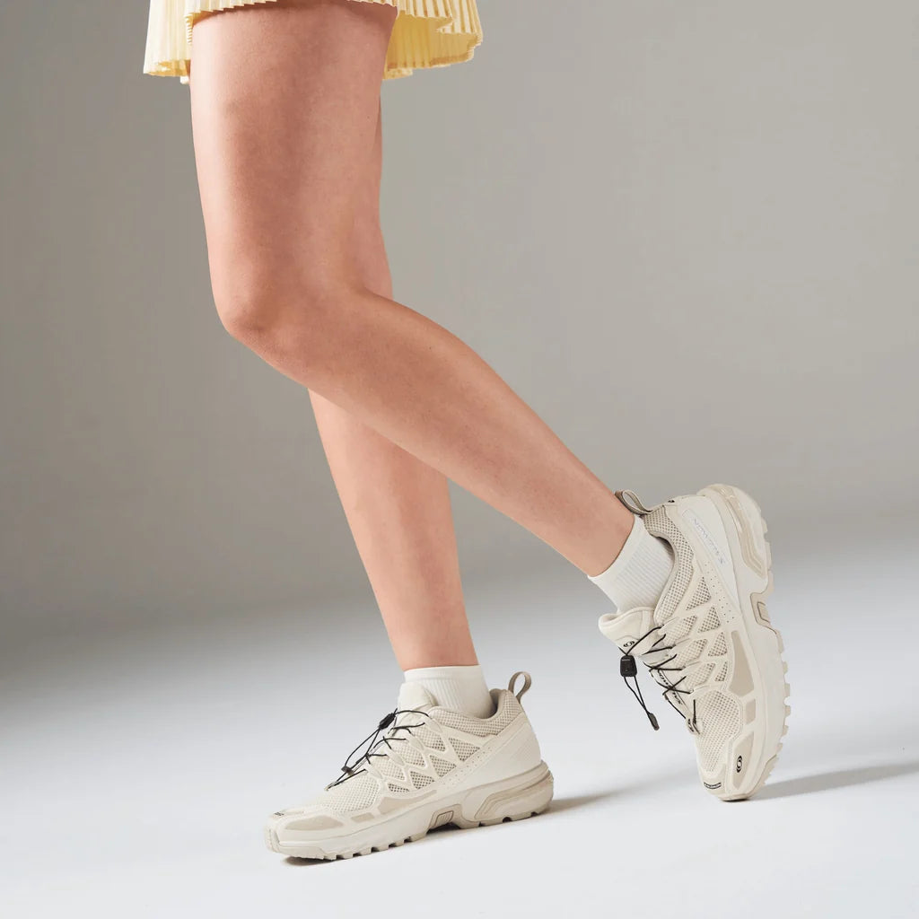 Feetures Elite | Light Cushion | Quarter Length | Linen
