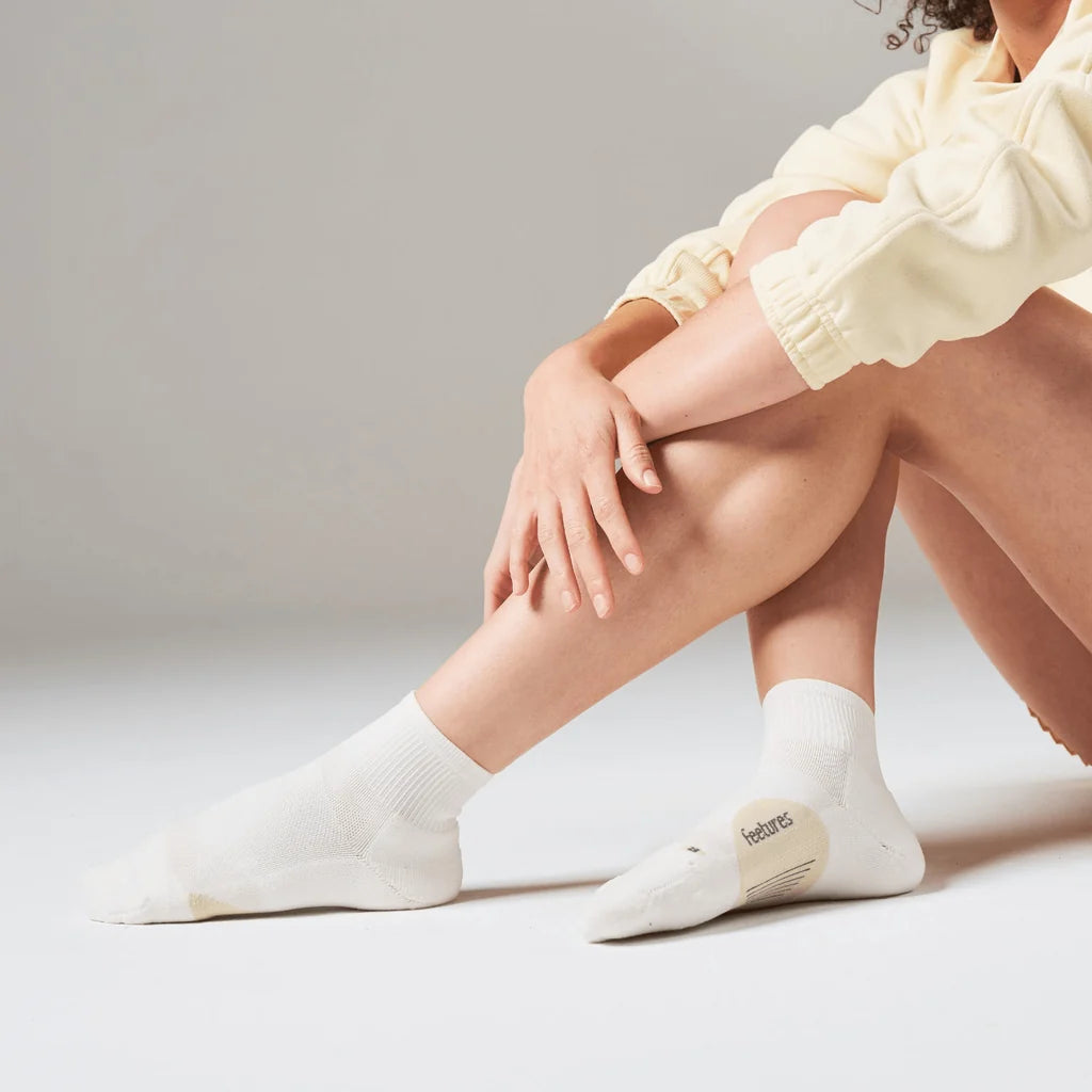 Feetures Elite | Light Cushion | Quarter Length | Linen