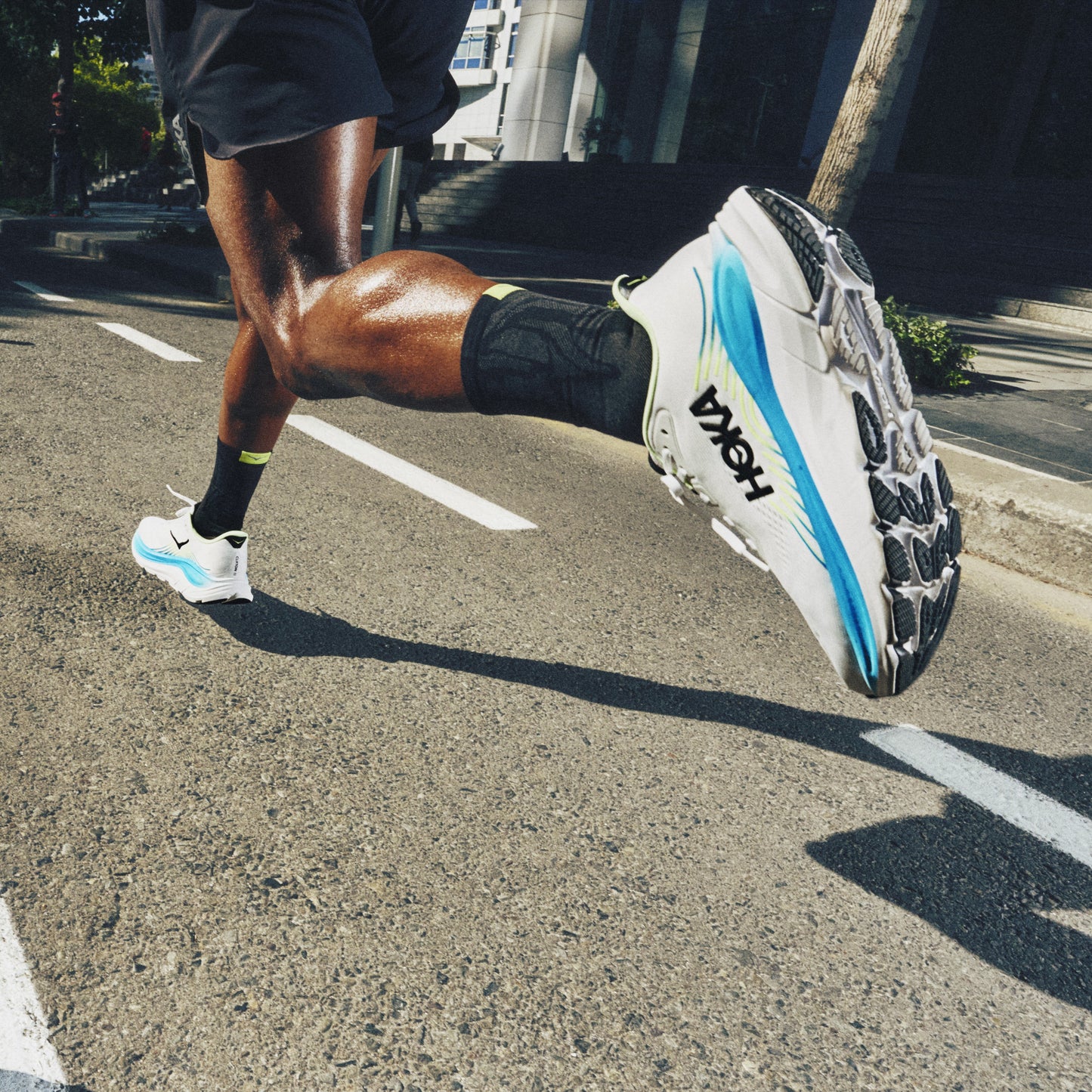 Hoka Clifton 11 Wide | Frost / Black | Mens