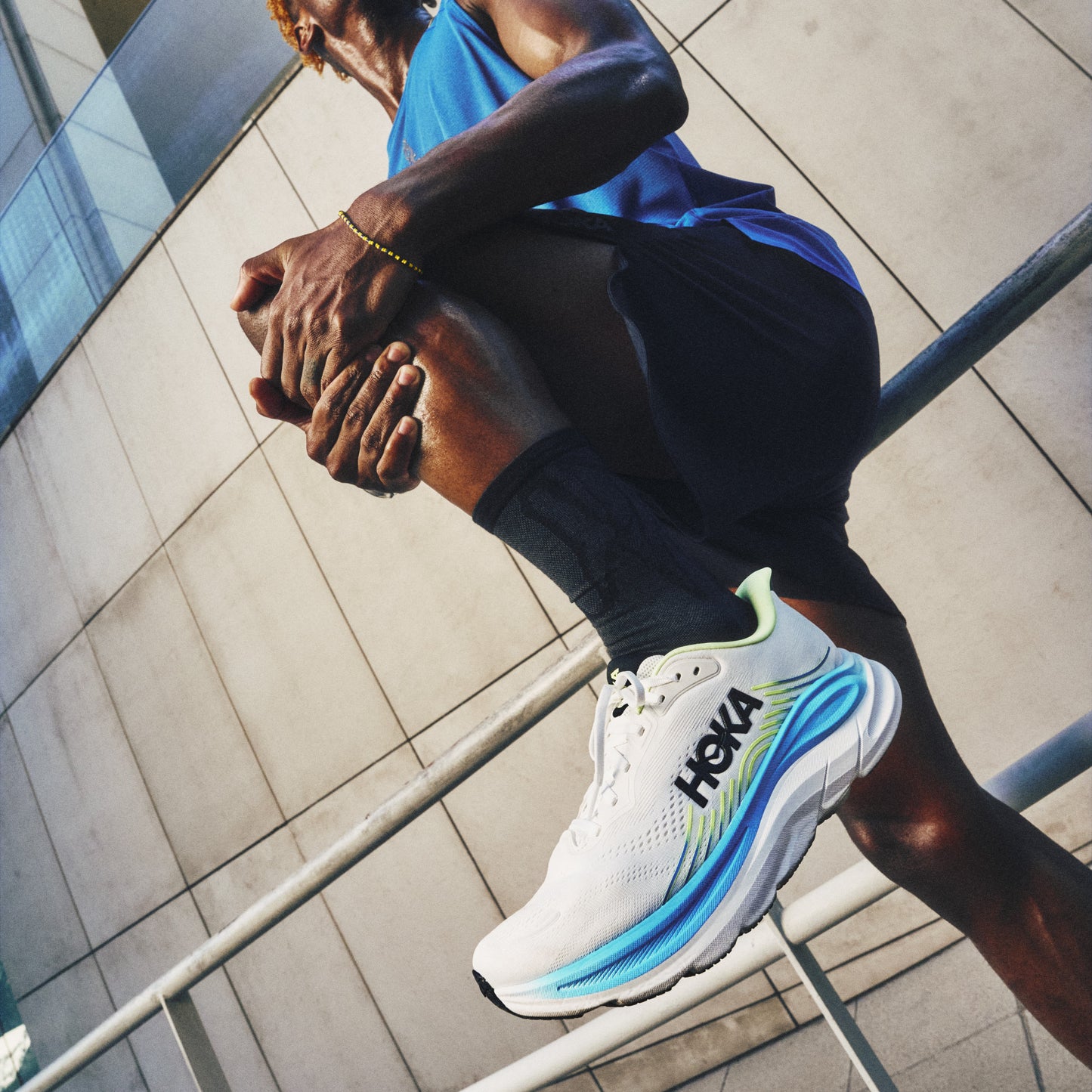 Hoka Clifton 11 Wide | Frost / Black | Mens