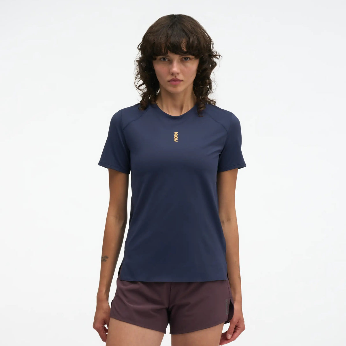 Hoka EveryRun Short Sleeve Tee | Varsity Navy / Gold | Womens
