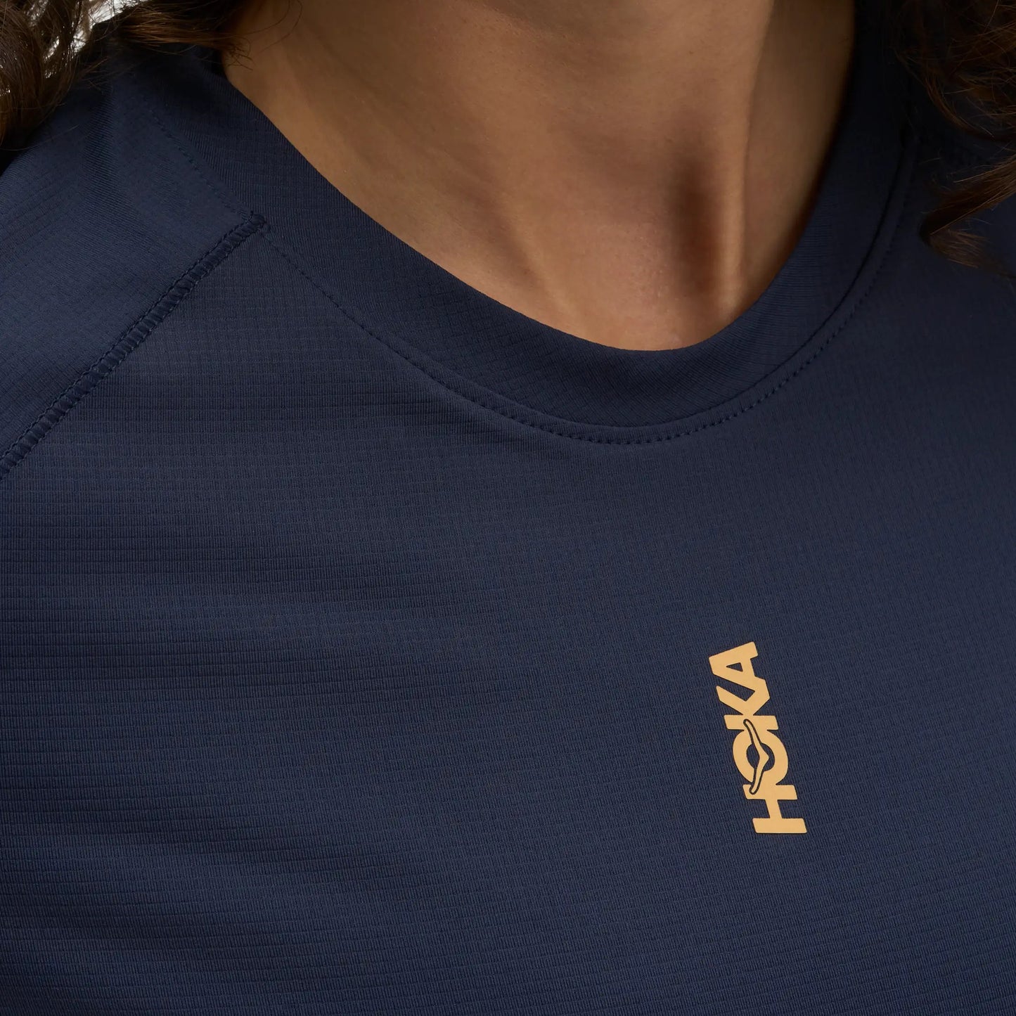 Hoka EveryRun Short Sleeve Tee | Varsity Navy / Gold | Womens