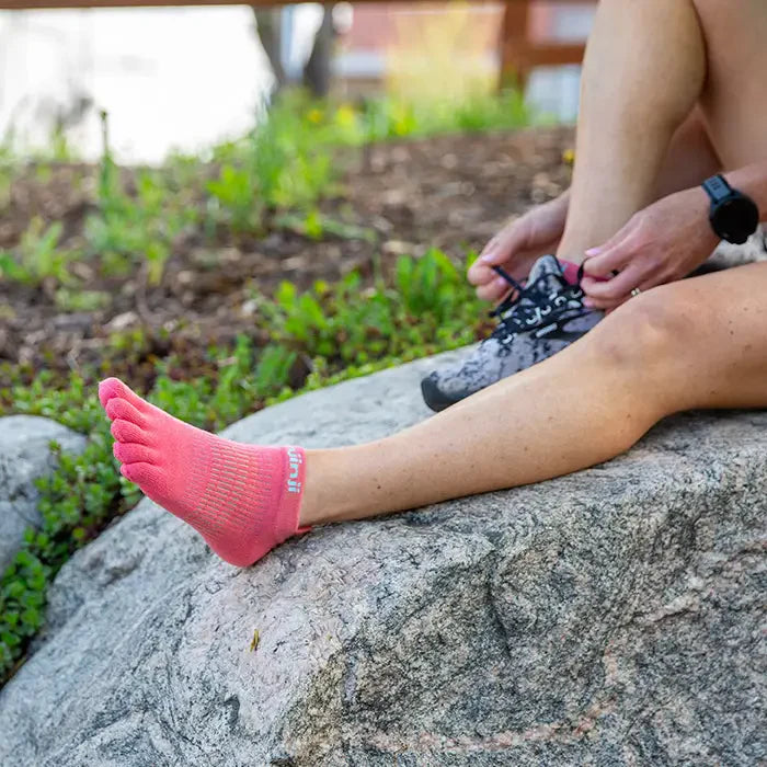 Injinji Run Sock | Lightweight | No Show | Coral | Womens