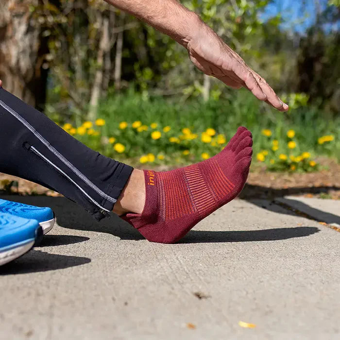 Injinji Run Sock | Lightweight | No Show | Mahogany