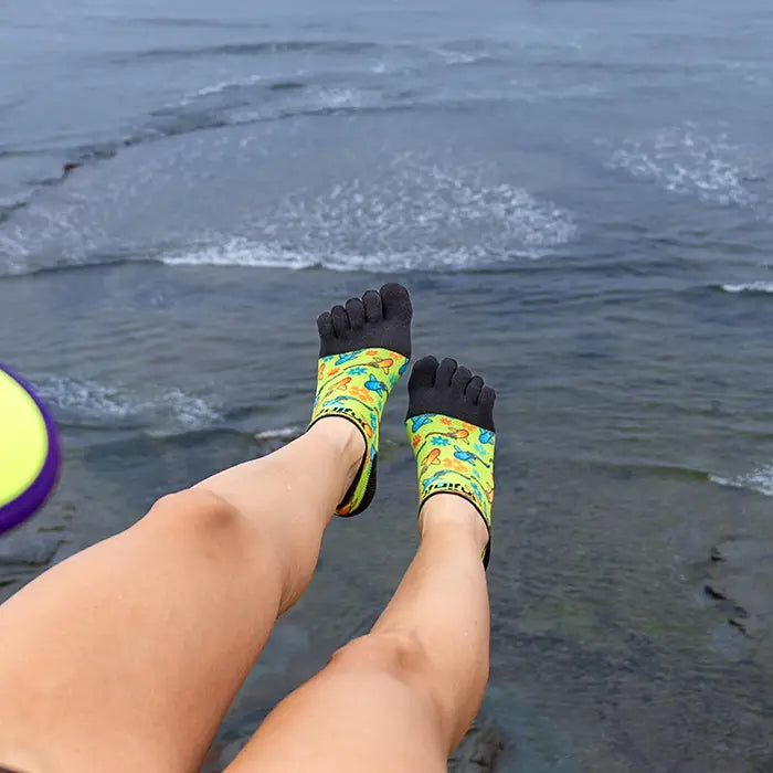 Injinji Run Sock | Lightweight | No Show | Sharks | Womens