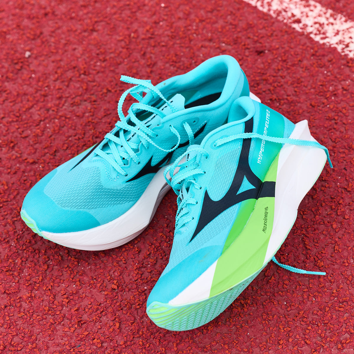Mizuno Hyperwarp Elite 2 | Rinsing Rivulet / Black / Lime Burst | Unisex