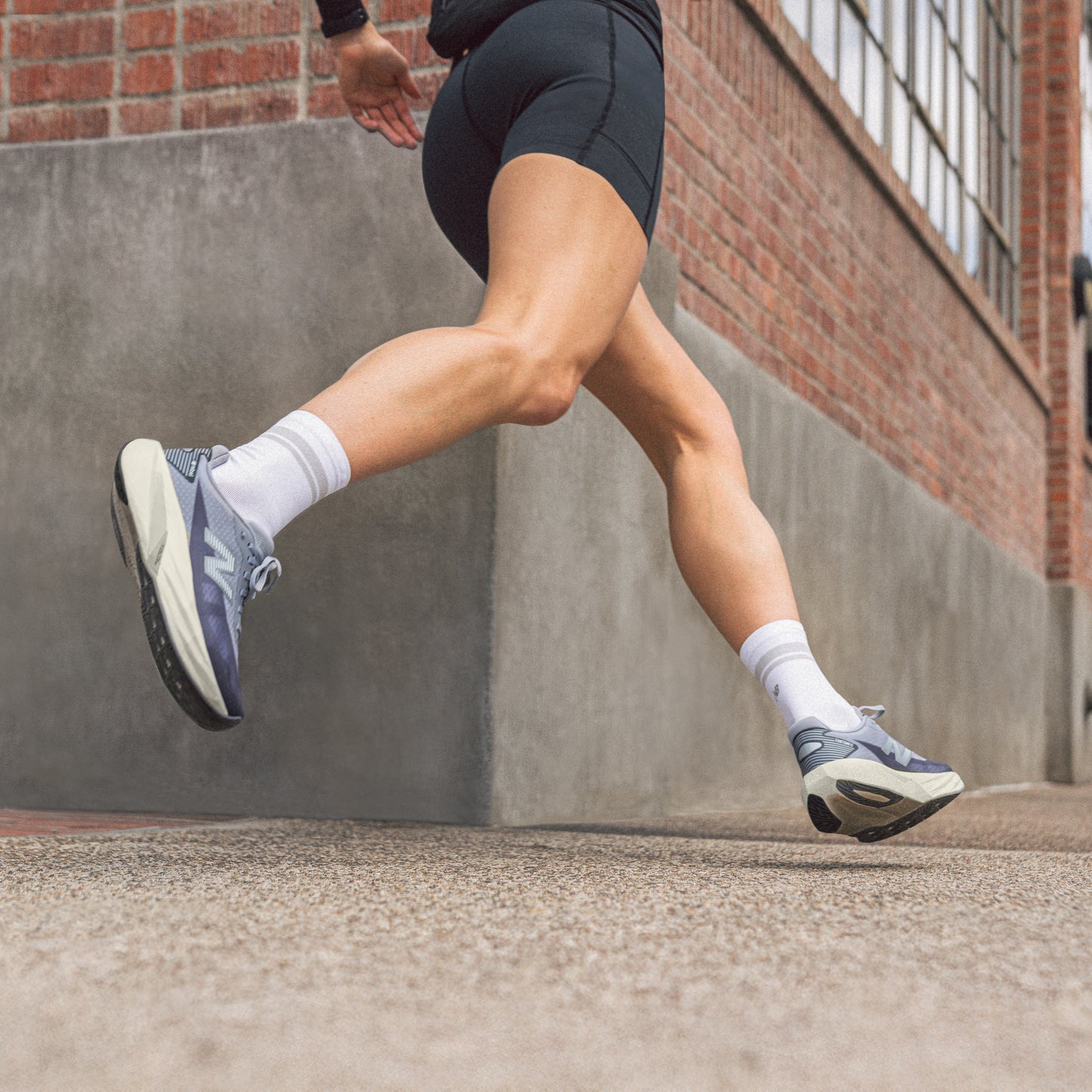 New Balance FuelCell Rebel v5 | Digital Mist / Magnet | Womens