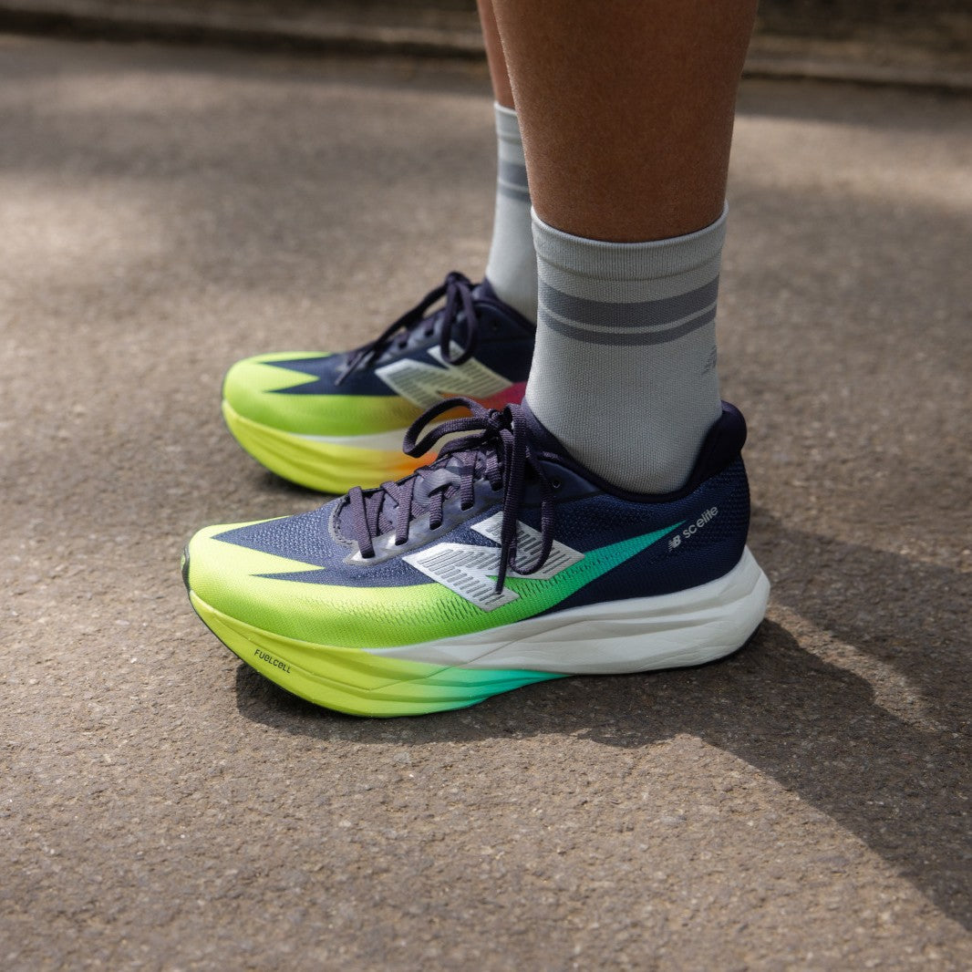 New Balance FuelCell SuperComp Elite v5 | Boysenberry / Afterglow | Womens