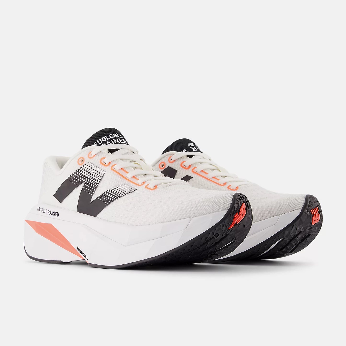 New Balance FuelCell SuperComp Trainer v3 | Sea salt / Urgent Red / Black | Womens
