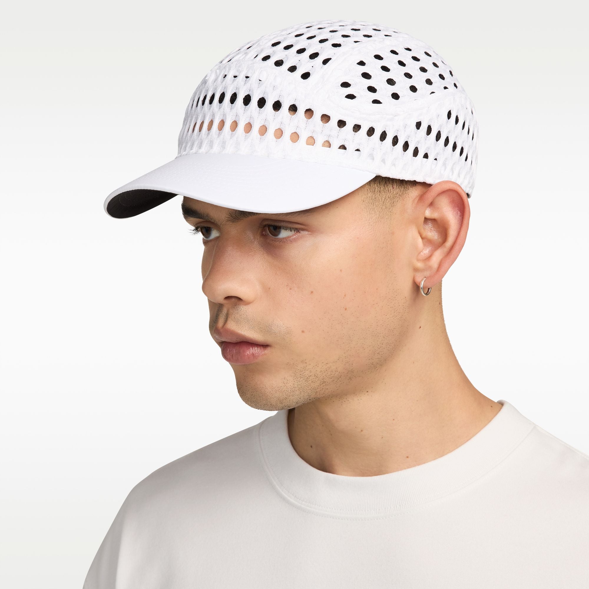 NIKE ACG Radical Air Flow フライ キャップ 白 S/M Nike ACG Radical AirFlow Fly Cap | Running Hats and Headwear at