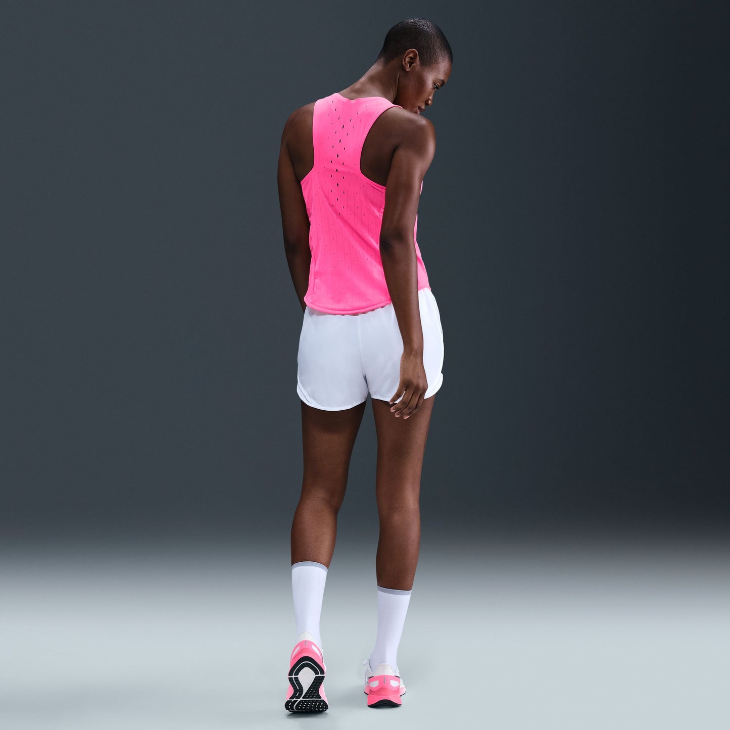 Nike AeroSwift Singlet | Hyper Pink / Black | Womens