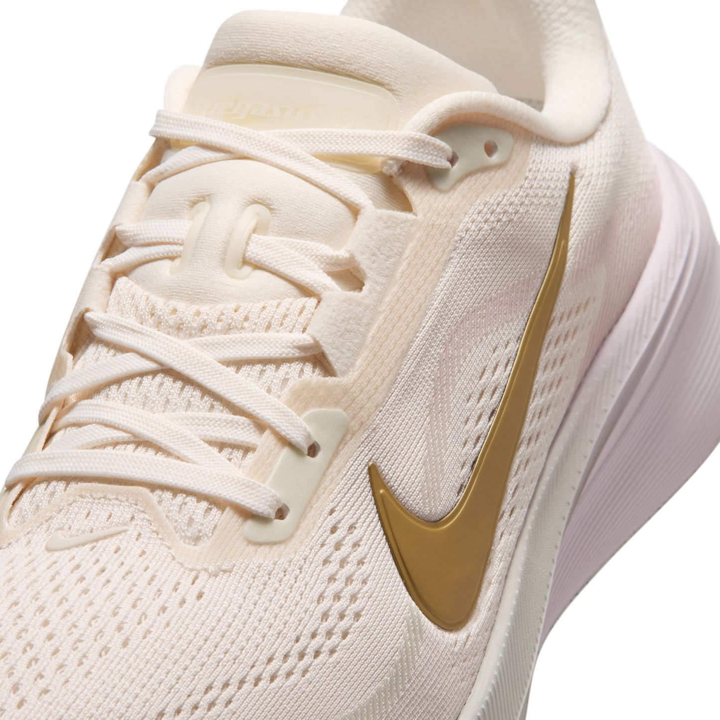 Nike Pegasus 42 | Chalk / Spruce Aura / Bleached Lilac / Metallic Gold | Womens