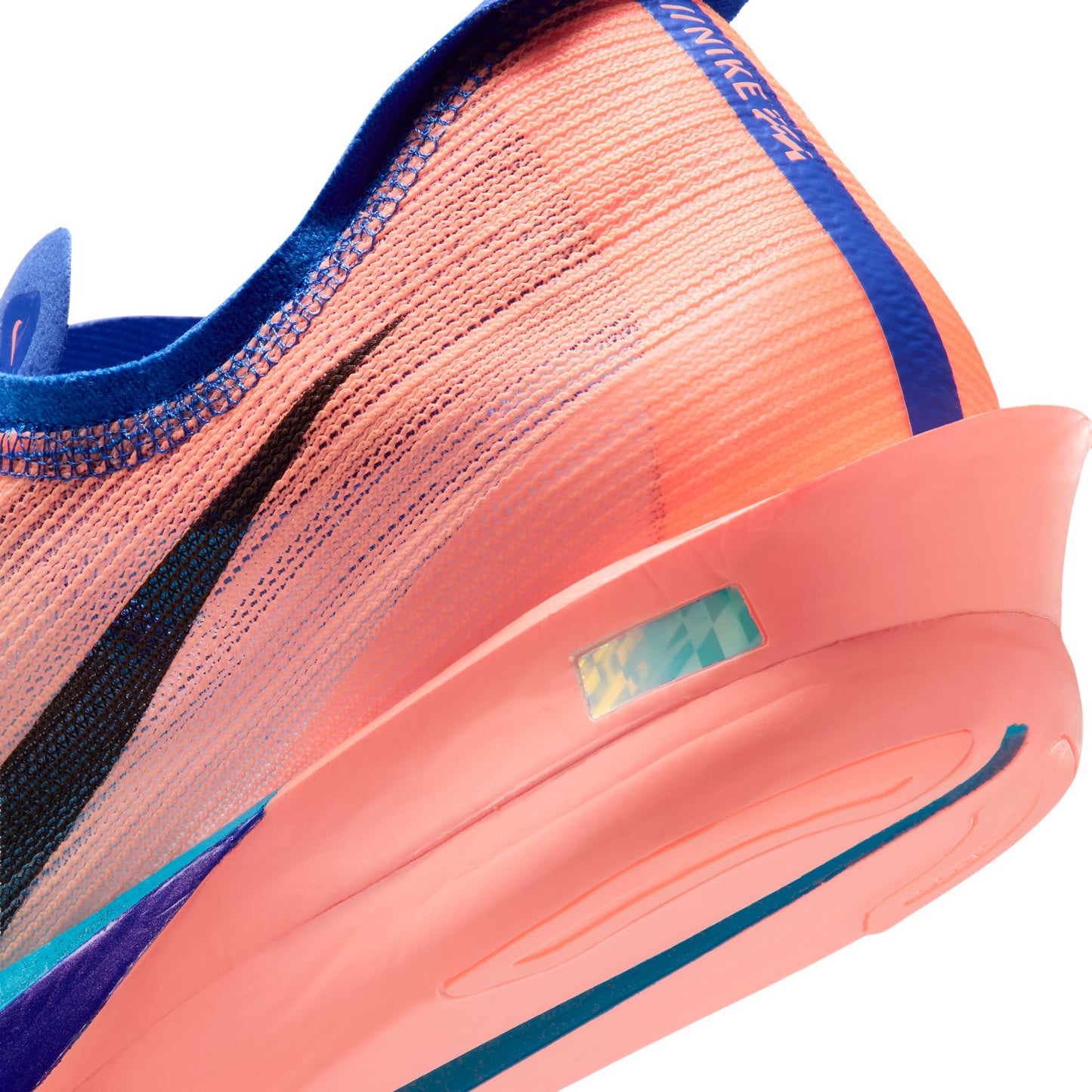 Nike Streakfly 2 | Atomic Pink / Racer Blue / Blue Lightning | Unisex