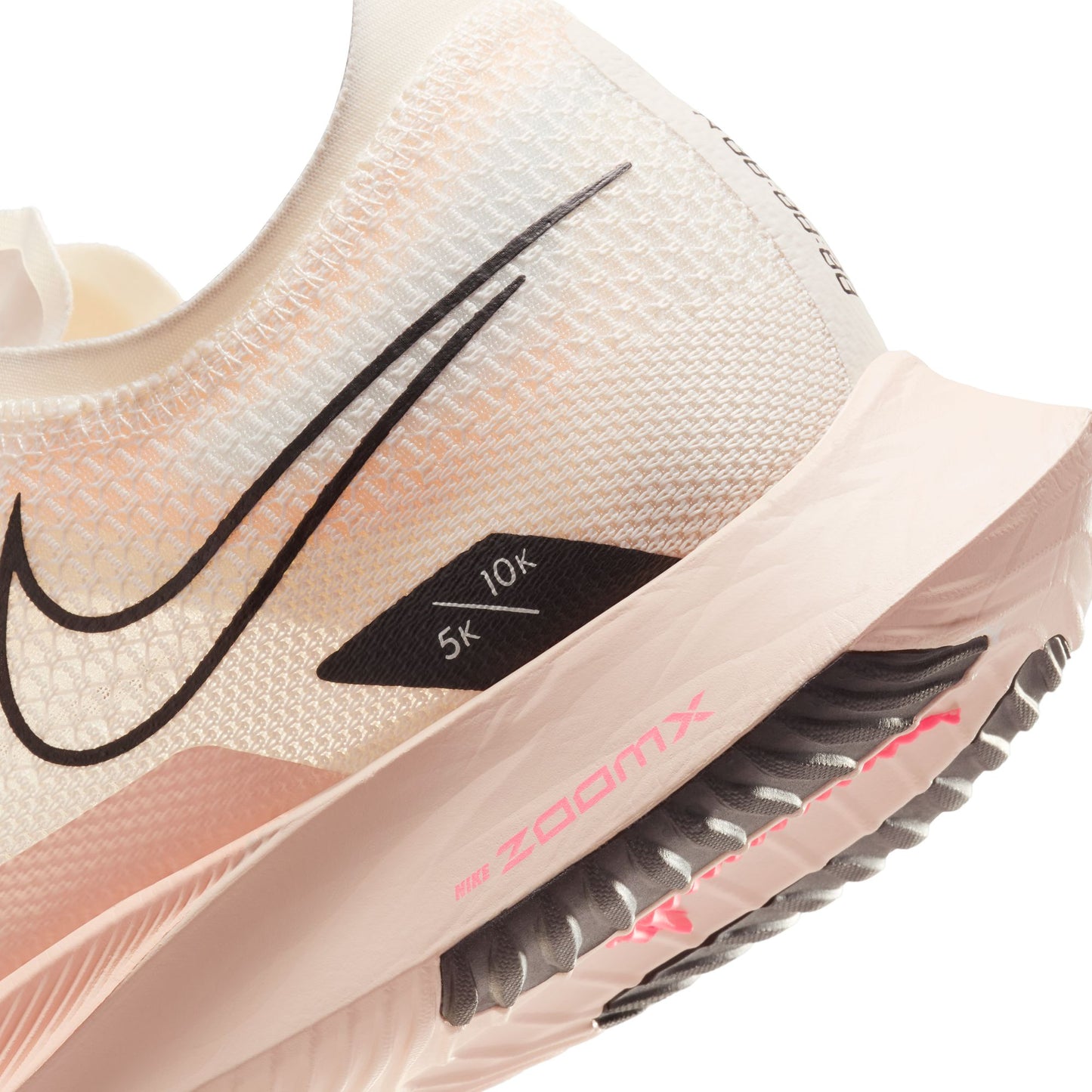 Nike Streakfly | Pale Ivory / Guava Ice | Unisex