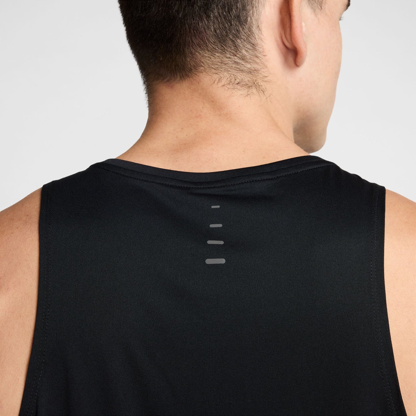Nike Stride Singlet | Black / Reflective Silver | Mens