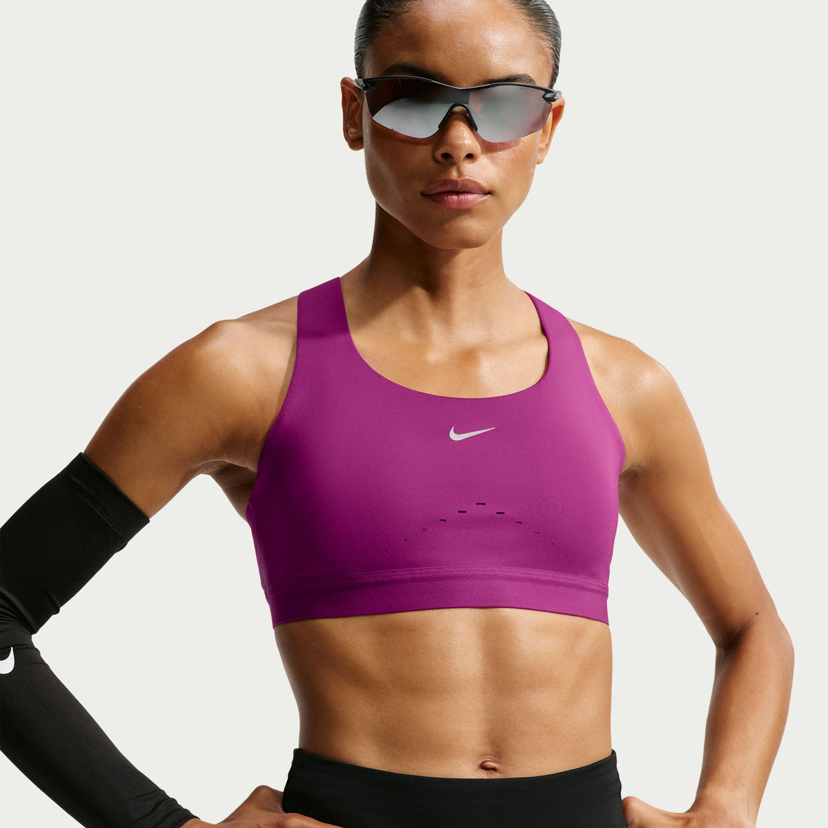 Nike Swift High Support Bra | True Berry | Womens