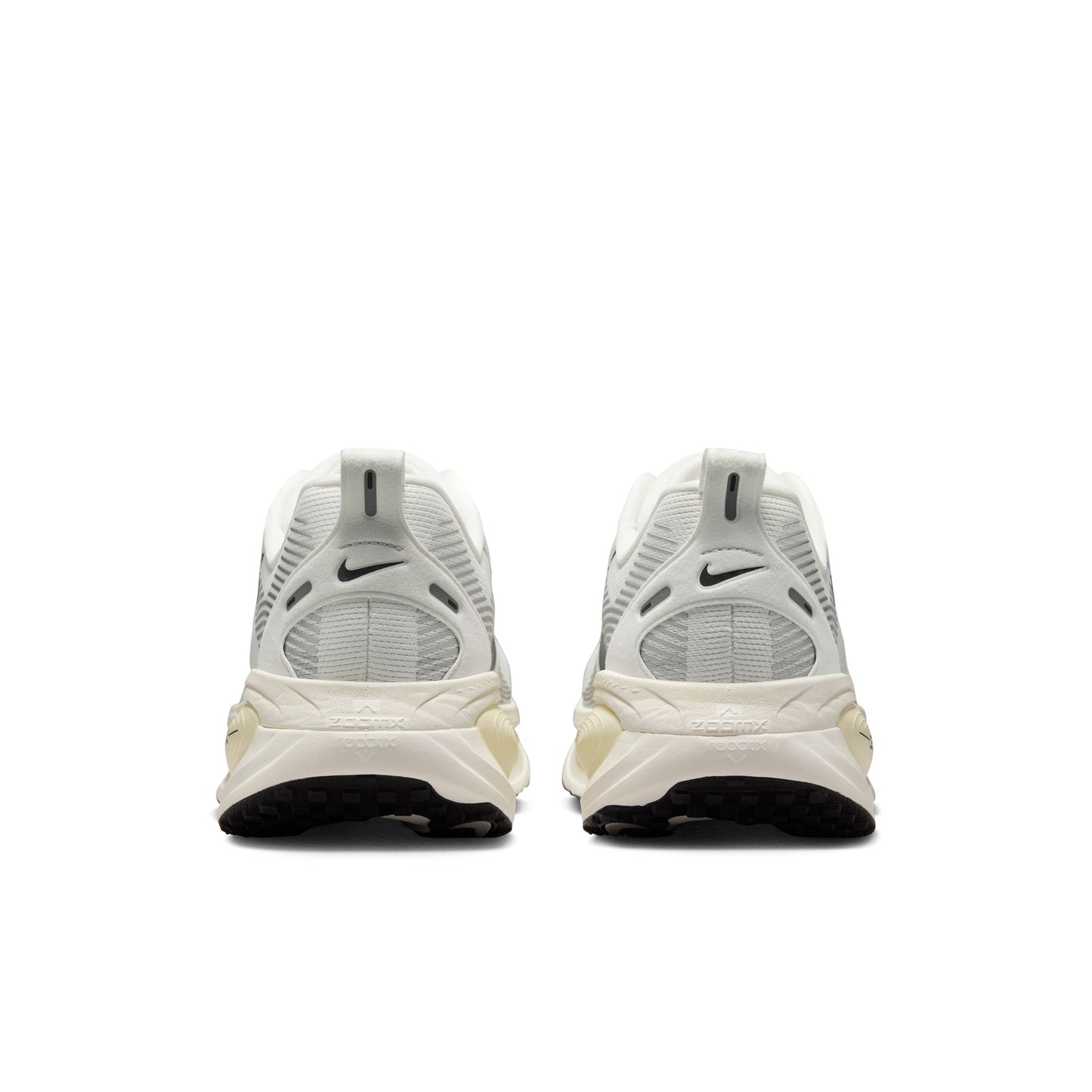 Nike Vomero 18 | Summit White / Black / Coconut Milk | Mens