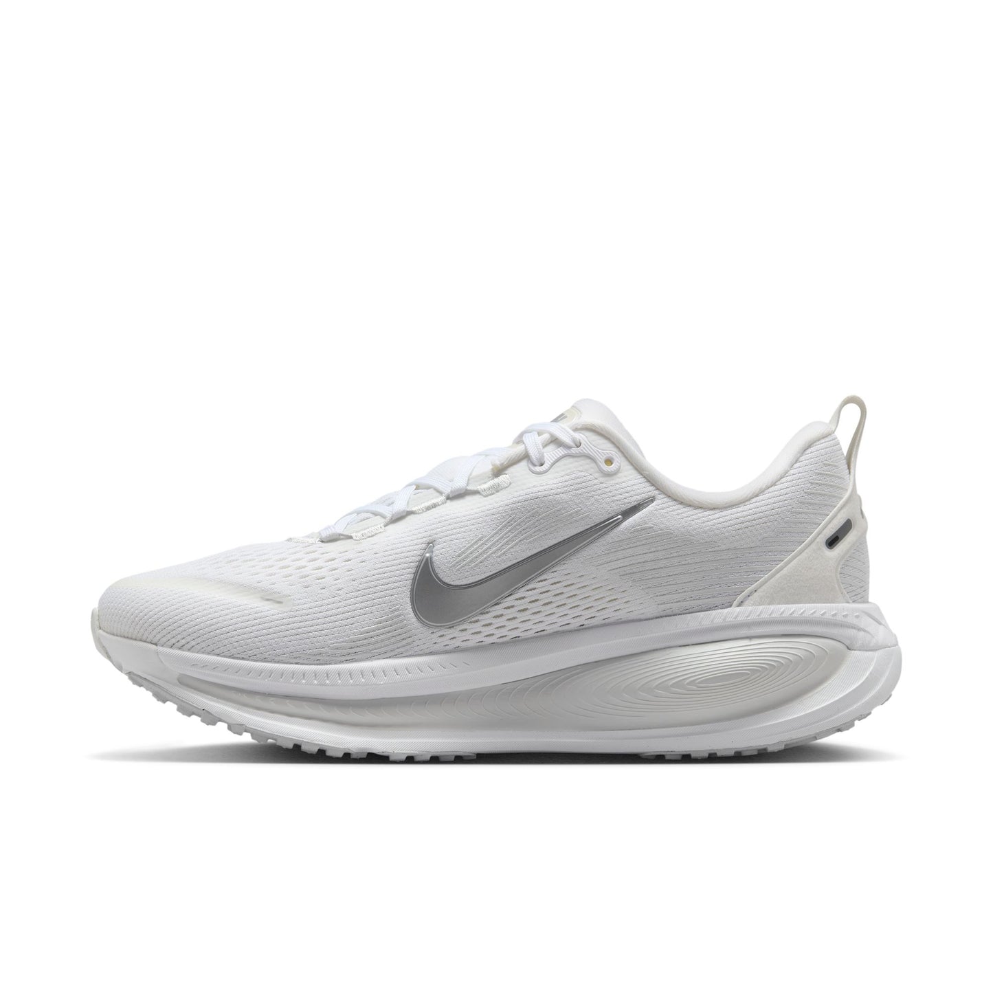 Nike Vomero 18 | White / Photon Dust / Summit White / Metallic Silver | Womens