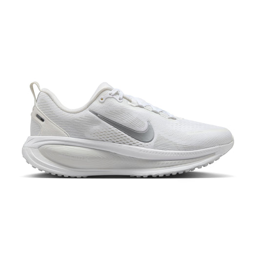 Nike Vomero 18 | White / Photon Dust / Summit White / Metallic Silver | Womens