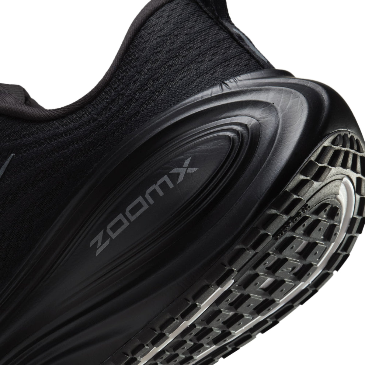 Nike Vomero Plus | Black / Metallic Dark Grey / Dark Smoke Grey | Mens