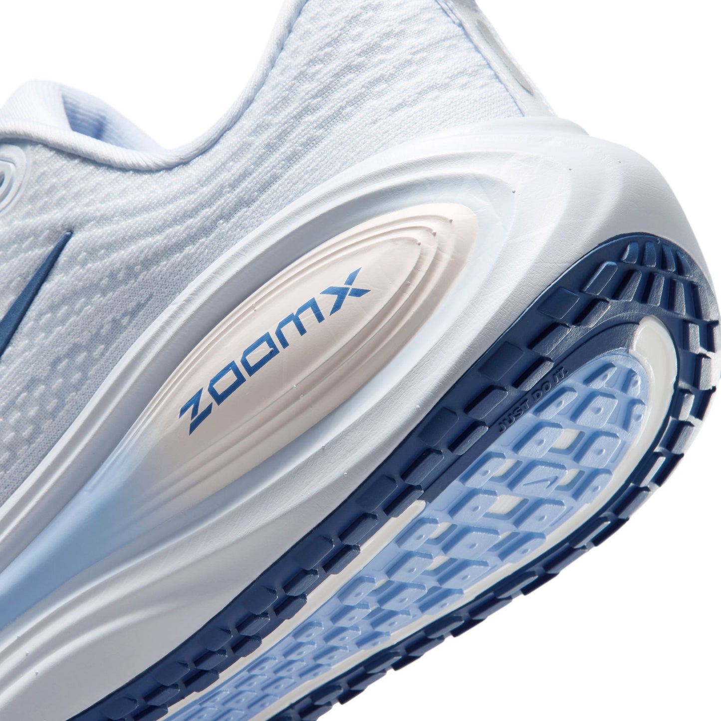 Nike Vomero Plus | White / Aluminium / Football Grey / Mystic Navy | Womens