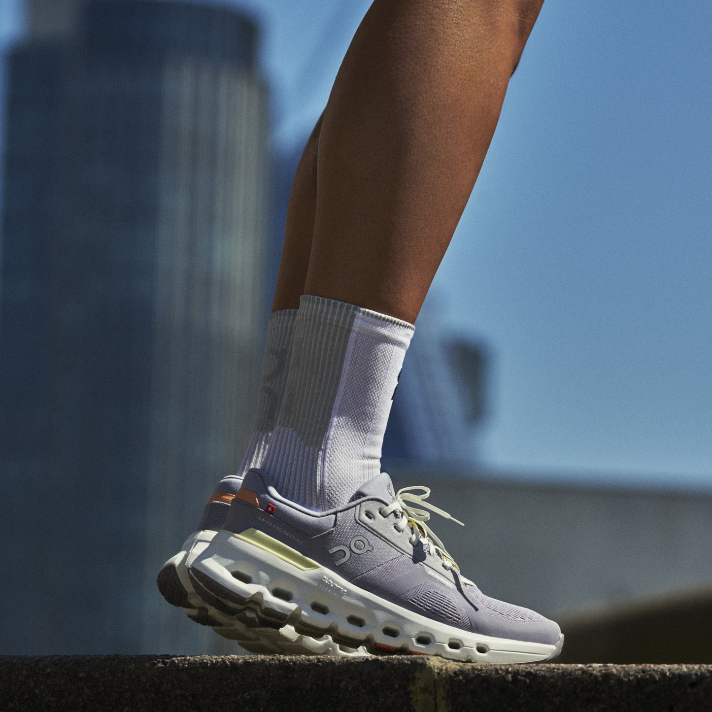 On Cloudrunner 2 | Lilac / Ivory | Womens